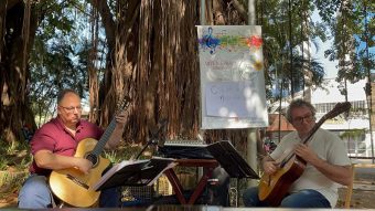 Sarau Cultural terá duo de violões e leitura dramática