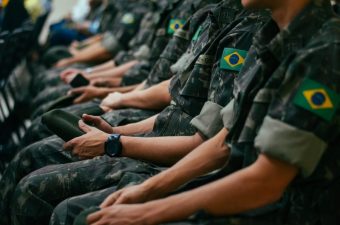 Urnas eletrônicas são foco das Forças Armadas no Brasil, relatório divulgado