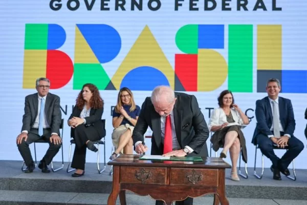 A sanção alterará a Lei 11.350/06, que regulamenta as atividades dos agentes comunitários de saúde e de combate às endemias (Foto: Ricardo Stuckert)