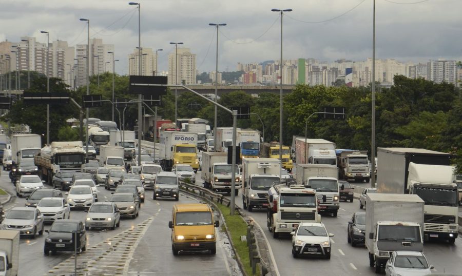 STF proíbe bloqueio de vias em todo o Brasil