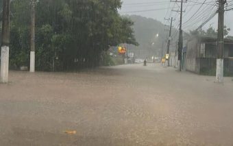 Fortes chuvas castigam litoral paulista