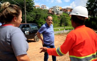 Piscinão contra enchentes sendo construído em Franco da Rocha
