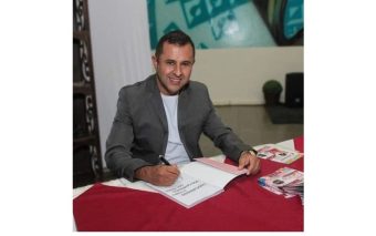 Luis Alberto: professor de inglês se destaca como escritor e é homenageado pela Academia de São Paulo