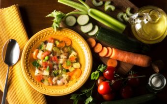 Emagrecer com saúde: beneficio de comer legumes, agregam vitaminas e minerais