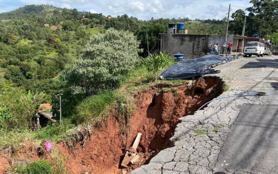 Desalojados em Campo Limpo Paulista são esquecidos pela prefeitura após temporal