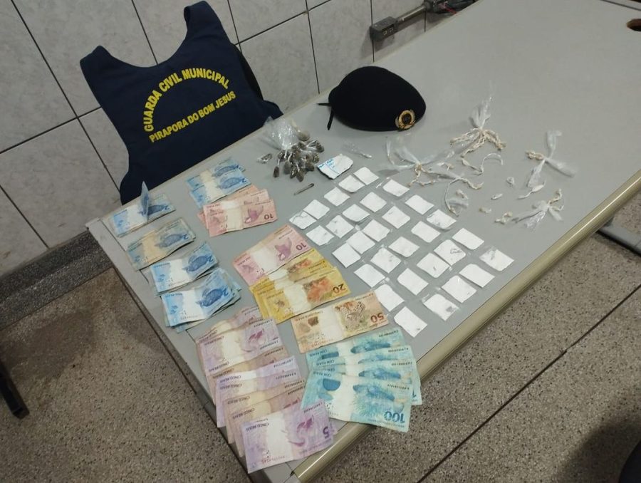 Operação da Guarda Civil Municipal resulta na prisão de dois suspeitos de tráfico de drogas no bairro Payol 1.