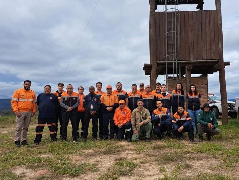 Equipes da Defesa Civil de Mairiporã se mobilizam para proteger o último remanescente de cerrado