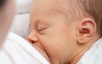 Policia Militar de Caieiras heroicamente salva recém-nascido engasgado durante  roubo  e