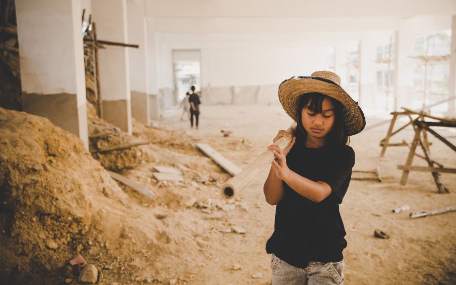 Ministério do Trabalho e Emprego resgata 702 crianças do trabalho infantil no Brasil nos primeiros quatro meses do ano