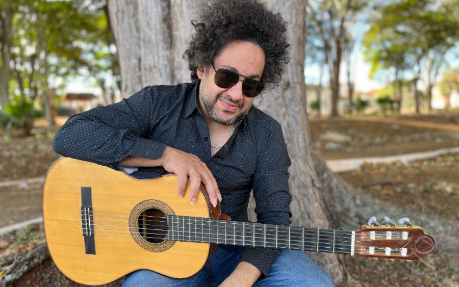 Virtuosismo Musical ao Alcance: Diego Figueiredo Apresenta Show ‘Violão e Orquestra’ em Caieiras