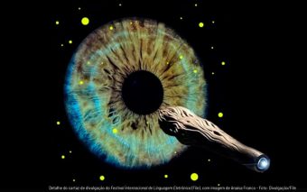 Alunos da USP Exibem Arte Eletrônica na Avenida Paulista durante Festival File