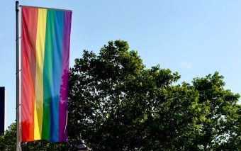 A Farsa da Empatia: Quando o ‘Setembro Amarelo’ Encontra a Hipocrisia Social