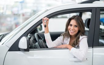 Carros de Rico: 4 Carros Acessíveis que Exalam Elegância e Estilo