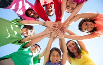 O Frenesi Eleitoral dos Protetores Infantis: Quem Conquistará este Pleito