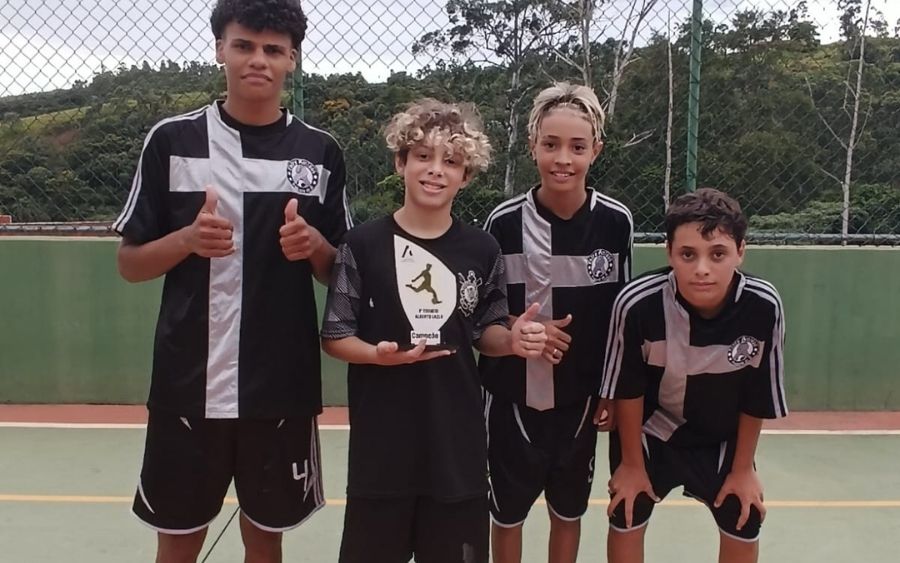 1° lugar da esquerda pra direita: Joao Pedro, Miguel, Gustavo e Mateus.