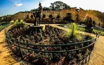 Descubra o Monumento Caminhos do Tietê em Santana de Parnaíba