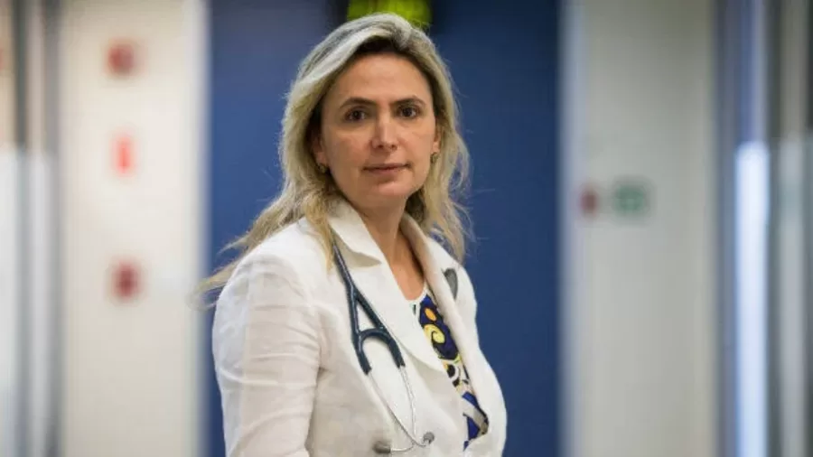 Médica Ludhmila Hajj que atendeu Bolsonaro Desmente Teorias da Facada: “Pura Maldade”