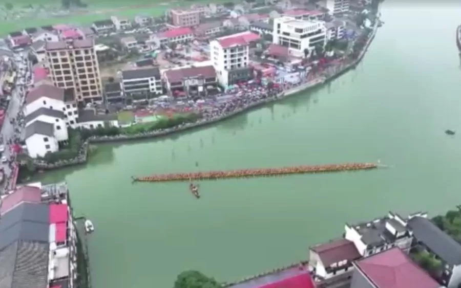 Barco-Dragão quebra recorde mundial na China