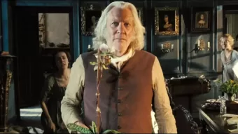 Donald Sutherland, astro de ‘Jogos Vorazes’, morre aos 88 anos