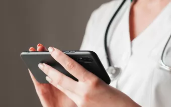 Concurso Público em Cotia tem Diversos Cargos na área da Saúde