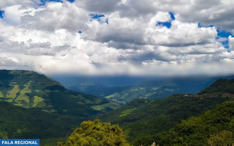 A área é de proteção ambiental e tem importância histórica. (Foto: Fala Regional)