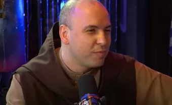 Frei Gilson no Podcast Inteligência Ltda: Fé e Música em Debate