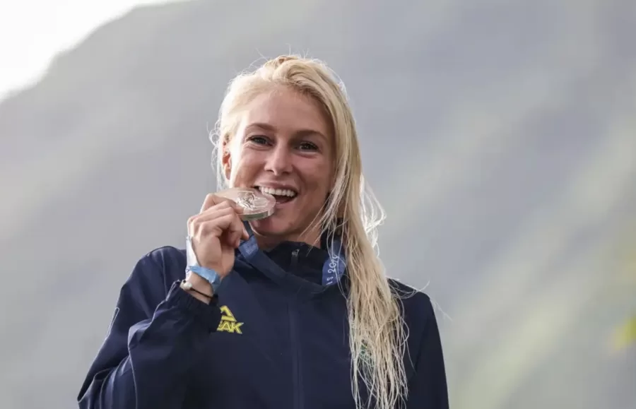 Tatiana Weston-Webb Conquista Prata no Surfe Olímpico em Paris