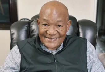 George Foreman, ex-campeão mundial de boxe, morre aos 76 anos