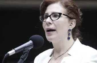 Zambelli se entrega na Itália após ser delatada por deputado europeu e vira peça-chave em crise internacional