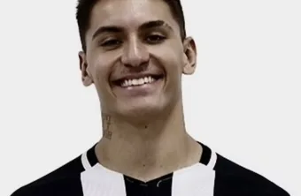 Ex-jogador do Botafogo atropela quatro no Rio, agride policiais e é preso em flagrante