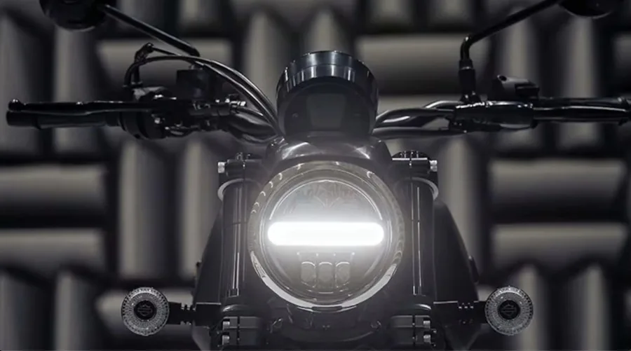 A Harley-Davidson se uniu à Hero MotoCorp, maior fabricante de motos do mundo, para desenvolver modelos mais acessíveis e competitivos no mercado indiano.