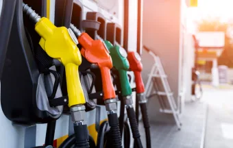 Brasil entre o diesel russo e as sanções de Trump: abastecimento pode travar em dias