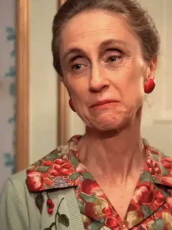 Novela Êta Mundo Melhor (12): disputa acalorada entre Zulma e Medéia