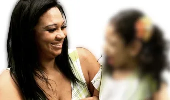 Novos laudos indicam complicações após criança ser amarrada em ambulância de Francisco Morato; família reforça denúncia