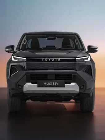 Nova Hilux 2026 chega com novo visual e versões elétricas e híbridas