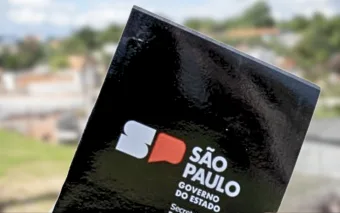 Estado regulariza 208 imóveis no Parque Petrória, em Franco da Rocha, e entrega títulos legais