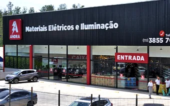 ANDRA inaugura loja em Caieiras no Serpa na Tancredo Neves e reúne 3 prefeitos