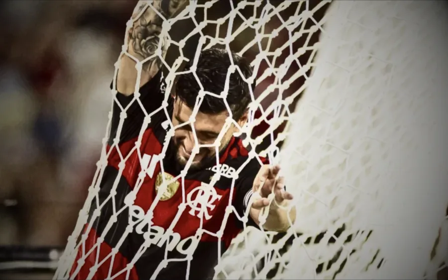 O regulamento não abre margem para cálculo complexo. Após perder por <strong>1 a 0</strong>, o Flamengo precisa vencer por dois gols para garantir o título no tempo normal ou devolver a diferença mínima para levar a disputa à definição posterior, conforme as regras da competição. O Lanús atua com o relógio a favor.