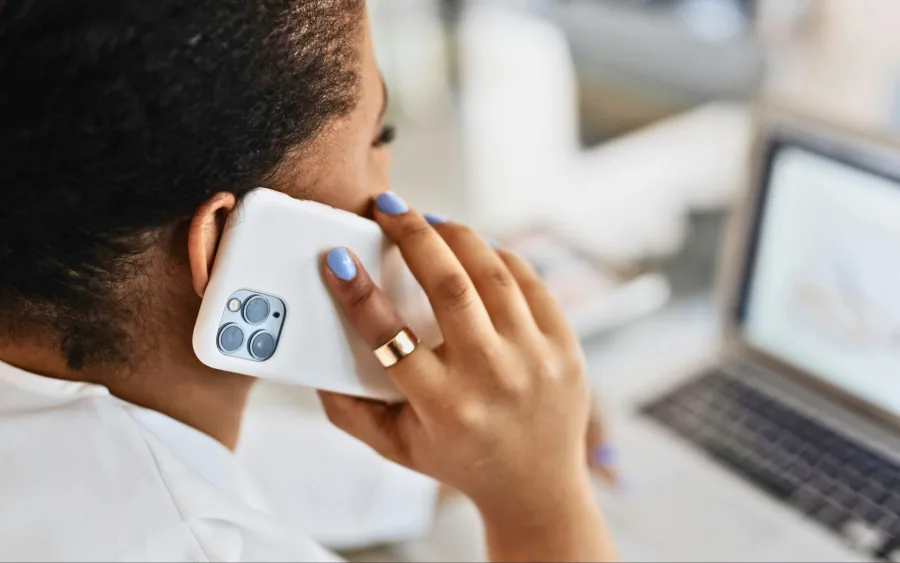 Chamadas inconvenientes disparam no Brasil e viram rotina de estresse no celular