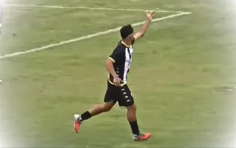 Elyson, do Comercial, pede desculpas após gesto obsceno para a própria torcida e segue relacionado para enfrentar o Colorado Caieiras na Série A4