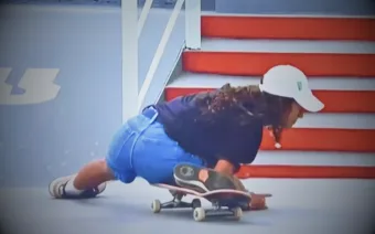 Rayssa Leal cai na última manobra, torce o joelho e deixa final do Mundial de Skate Street 2026 chorando em São Paulo