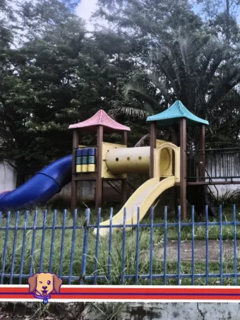 Parquinho novo em Caieiras vira denúncia e levanta alerta social