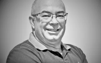 Ex-vereador de Mairiporã morre após naufrágio durante temporal em Ubatuba