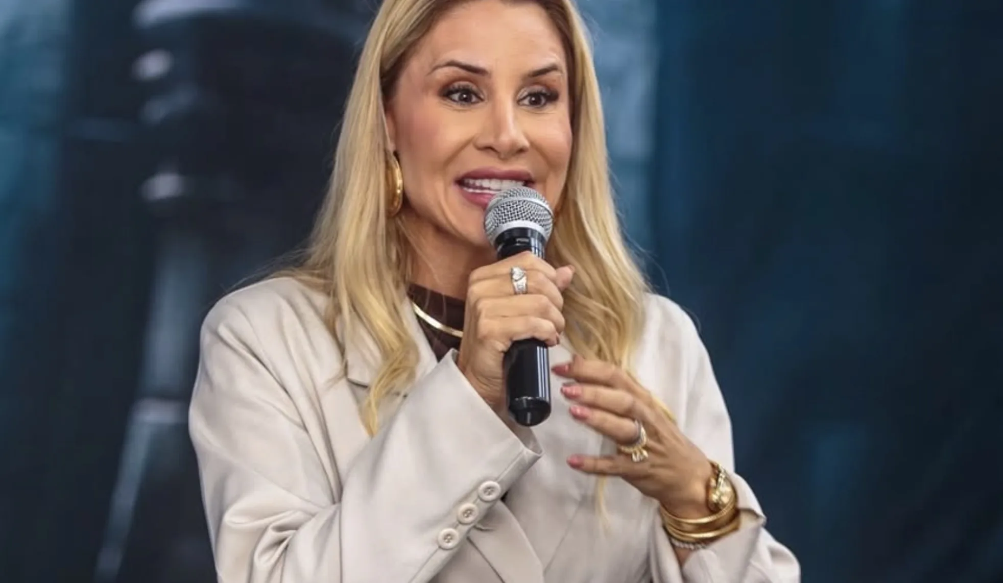 Ela saiu do zero e revelou como chegou ao milhão; Palestra de Ana Paula Castilho expõe estratégias em Araçariguama