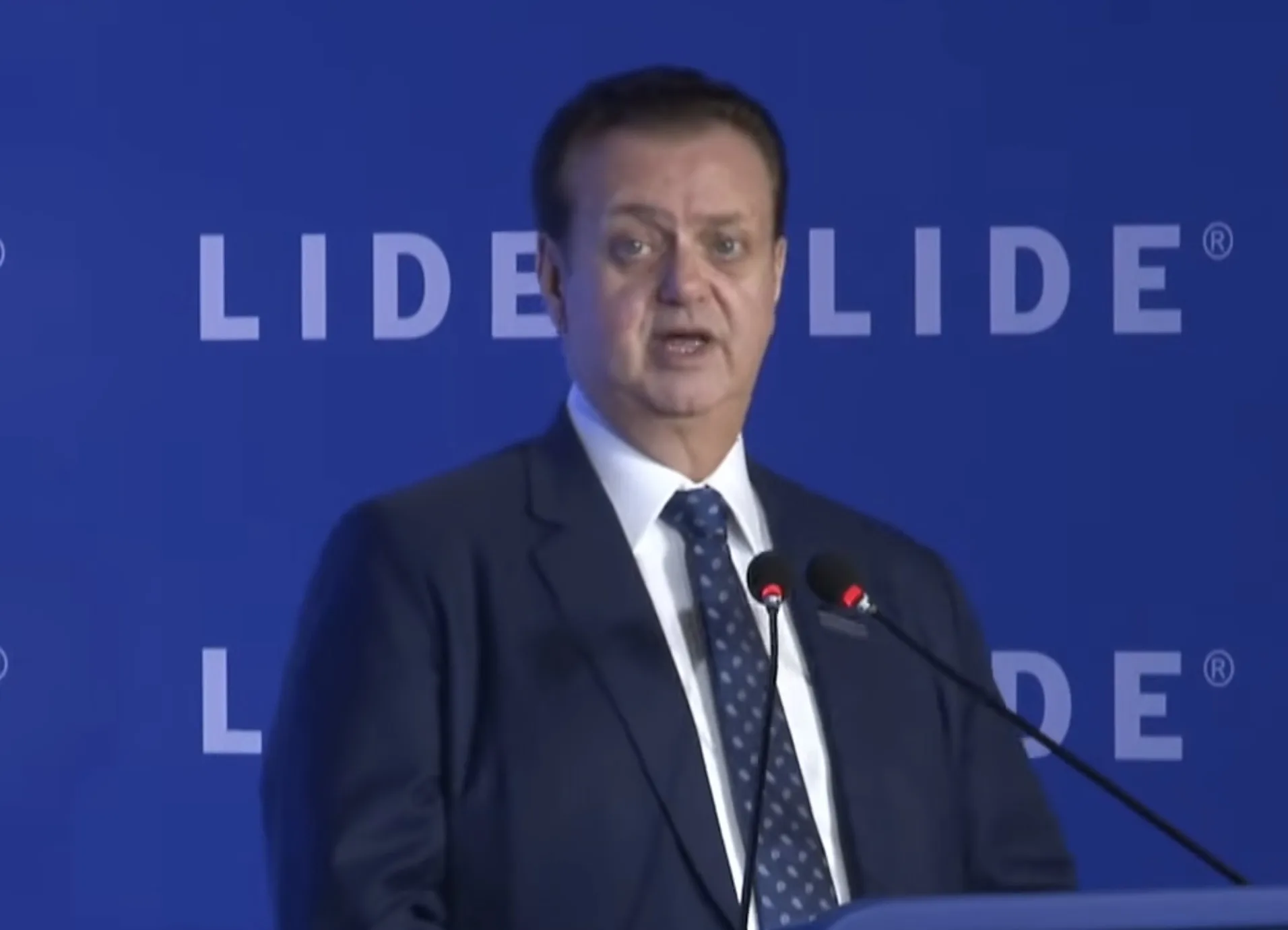 Gilberto Kassab critica Lula e Bolsonaro e aponta cenário aberto para eleição presidencial de 2026