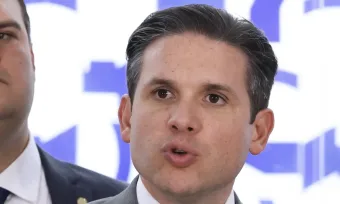 Escala 6×1 vai acabar mesmo? Nova comissão publicada por Hugo Motta revela o que pode mudar