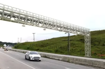 Multa dos pedágios free flow está suspensa pelo Governo até as eleições de 2026