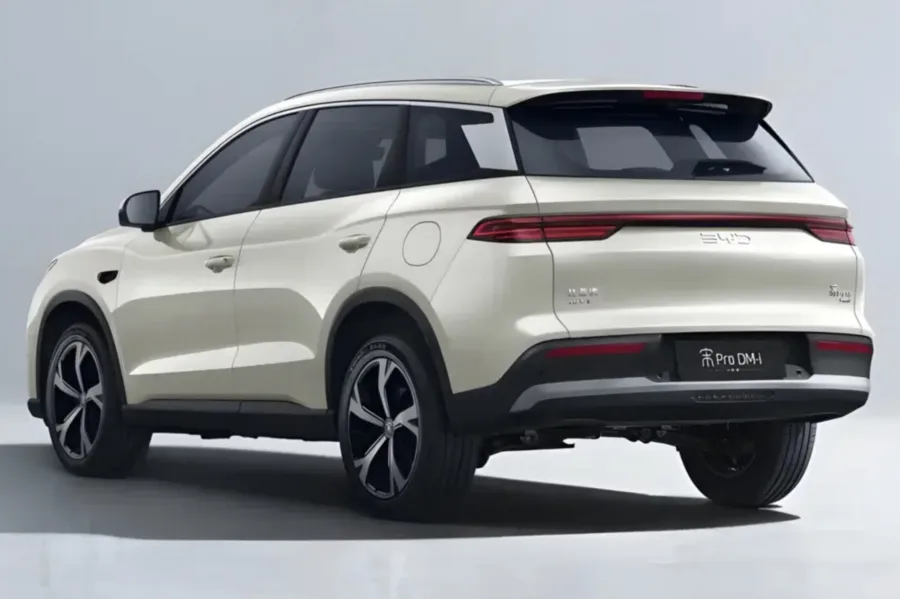 SUV híbrido eficiente: como a nova bateria transforma consumo e autonomia no Song Pro