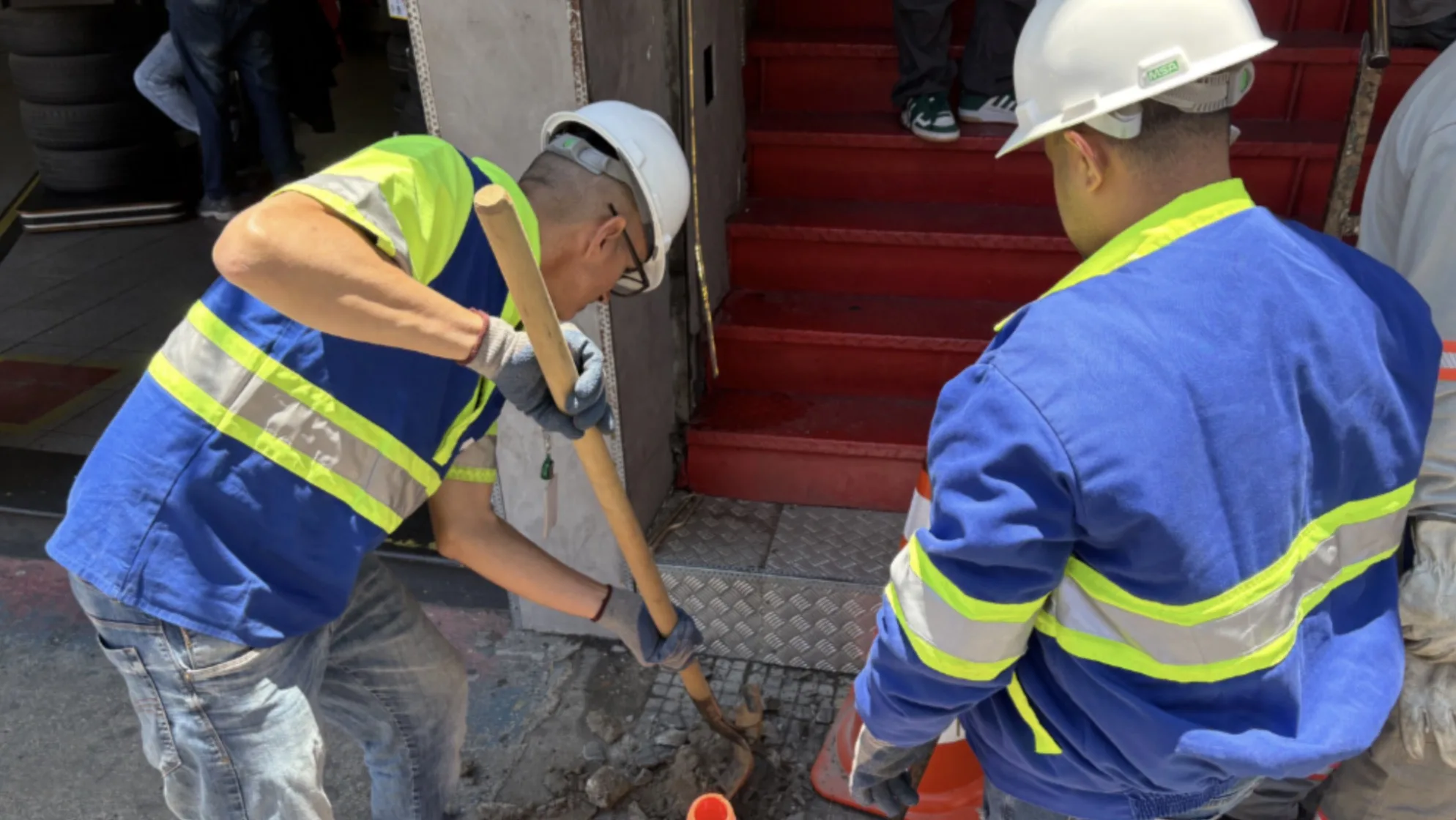 Sabesp faz ‘Operação Gato Molhado; em combate a fraudes; Ação recuperou volume de água suficiente para abastecer uma cidade como Guarulhos por 30 dias
