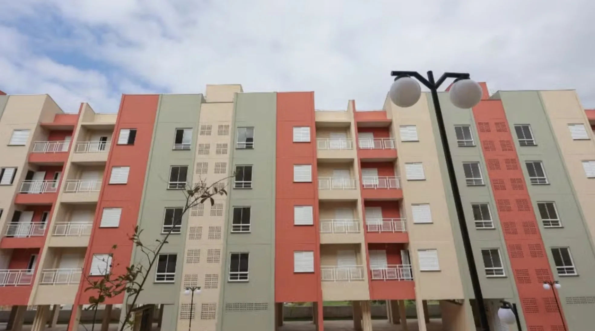 Como funciona o estágio da CDHU com bolsa de até R$ 2 mil e quem pode participar